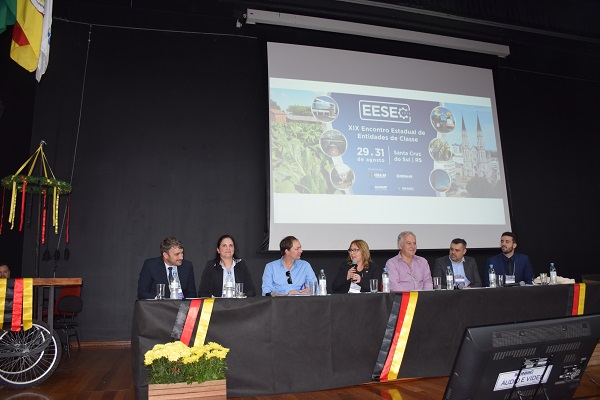 Representantes de Entidades de Classe participam do EESEC em Santa Cruz do Sul