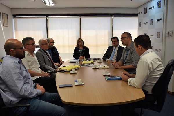 Crea e CEF debatem exigências a Engenheiros credenciados contratados pelo banco