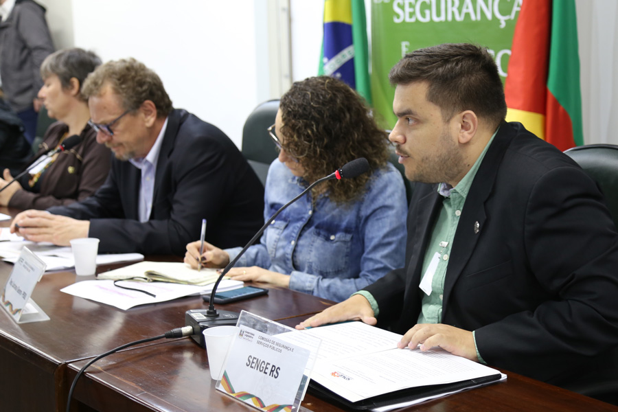 Senge defende Cientec e demais fundações na Assembleia