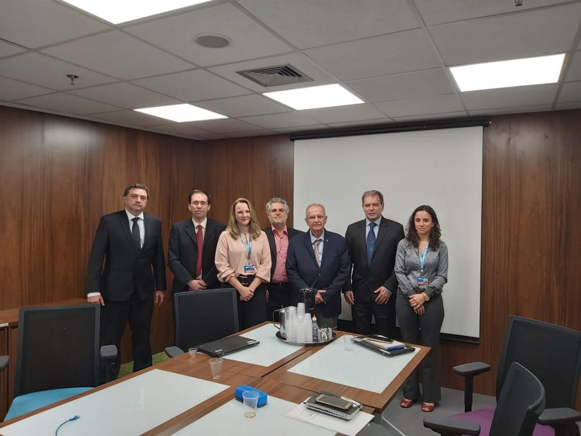 Entidades pedem revisão de editais da Caixa para serviços técnicos