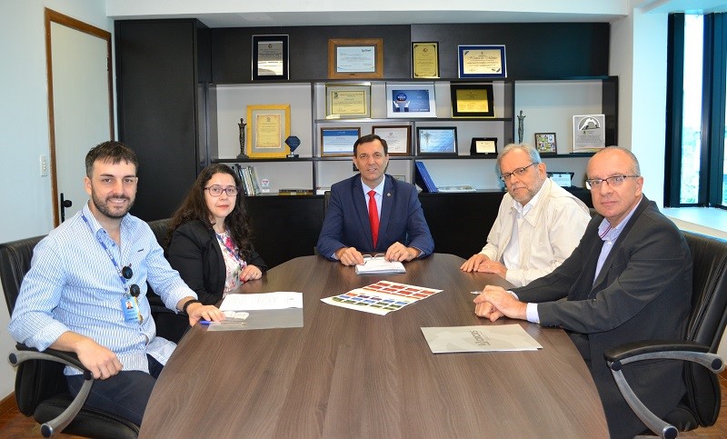 Reunião entre CRC e CREA busca firmar parceria voltada às entidades de classe