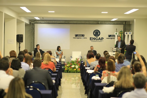 Presidente defende padrão de atendimento entre Creas