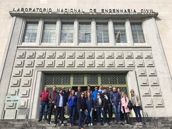 Formação em controle de fumaça em edifícios atrai profissionais gaúchos