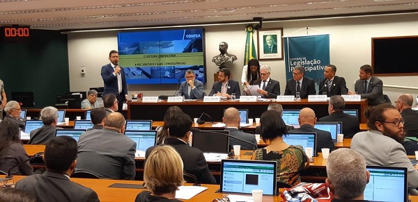 Comissão de Legislação Participativa discute PEC/108