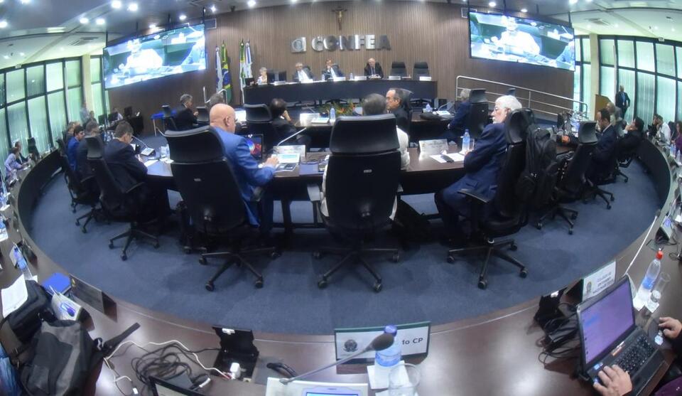 Vice-presidente e coordenadores são empossados durante Plenária inaugural