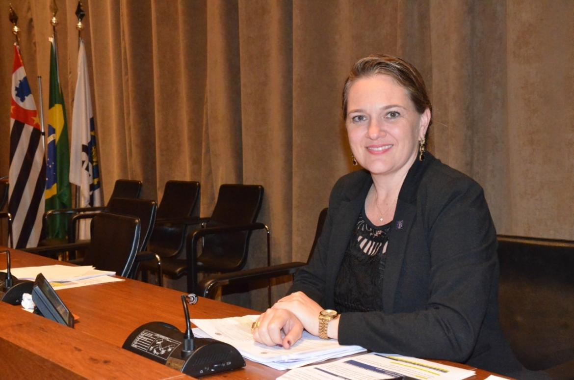 As atividades do Crea-SP continuam intensas, mesmo com a adoção do home office durante a pandemia, informa a presidente em exercício Lenita Brandão As atividades do Crea-SP continuam intensas, mesmo com a adoção do home office durante a pandemia, informa a presidente em exercício Lenita Brandão
