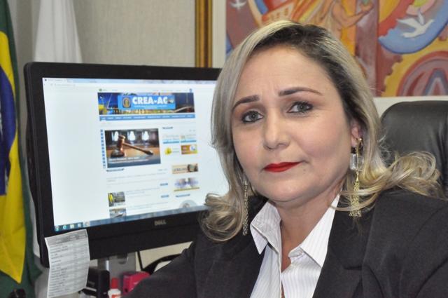 A queda de arrecadação do Crea-AC preocupa a presidente Carminda Pinheiro Foto: Assessoria de Comunicação do Crea-AC A queda de arrecadação do Crea-AC preocupa a presidente Carminda Pinheiro Foto: Assessoria de Comunicação do Crea-AC