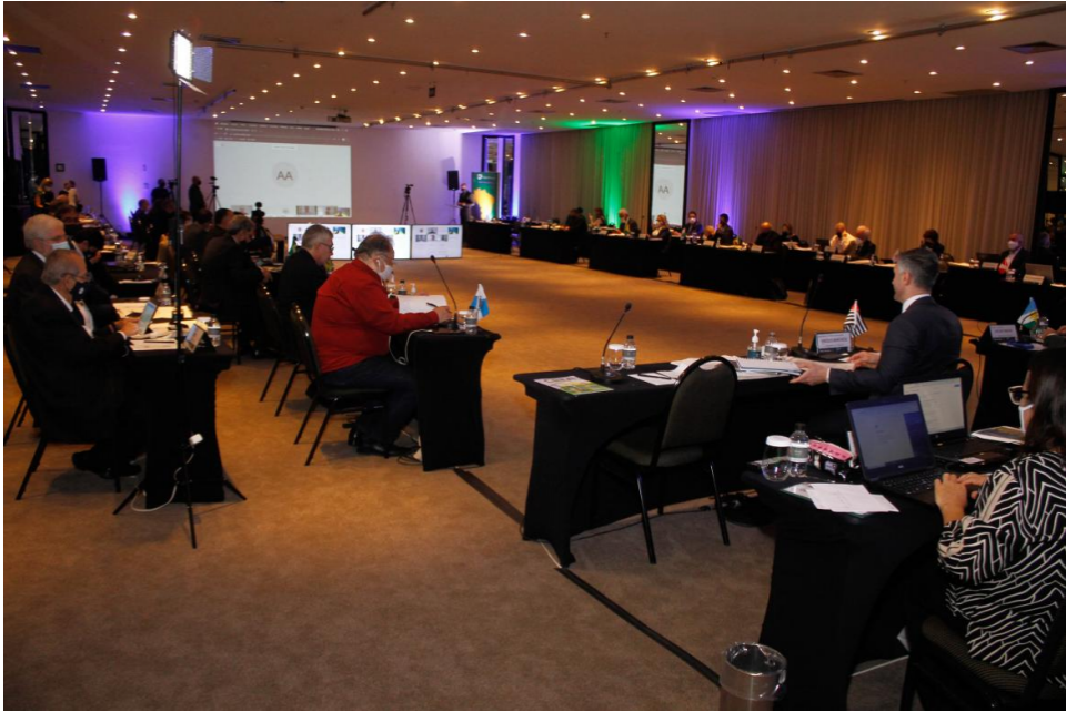 Reflexão e mudança pautam abertura de reunião do Colégio de Presidentes
