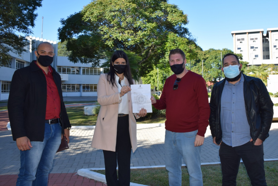 AFEA homenageia presidente do CREA-RS