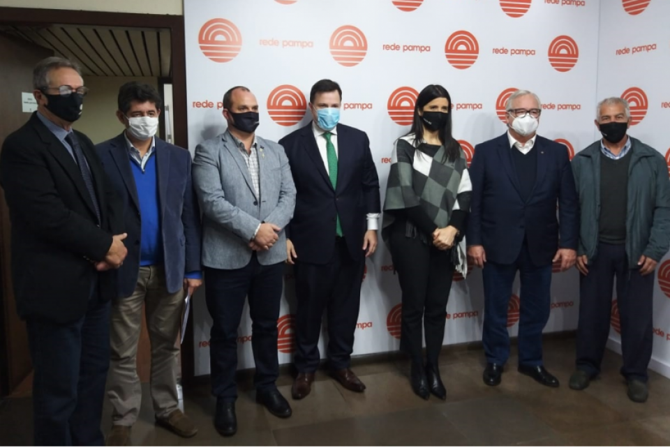 Eng. Nanci Walter manifesta preocupação com tramitação do PLC 39/2020 no Programa Pampa Debates