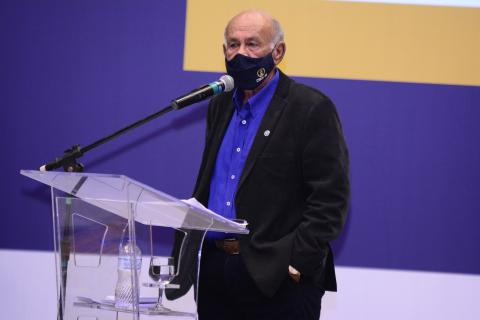 Engenheiro Agr&ocirc;nomo Ar&iacute;cio Resende