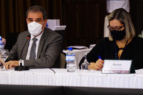 Conselheiros Laet e Michele também acompanharam a reunião