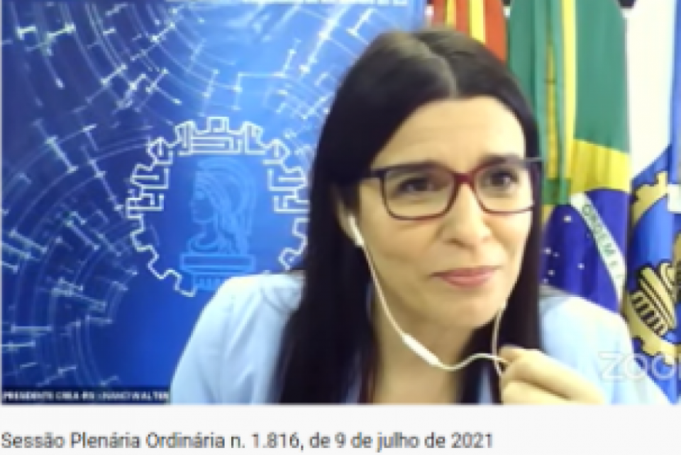Sessão Plenária é marcada por aprovação da renovação do terço do plenário para 2022