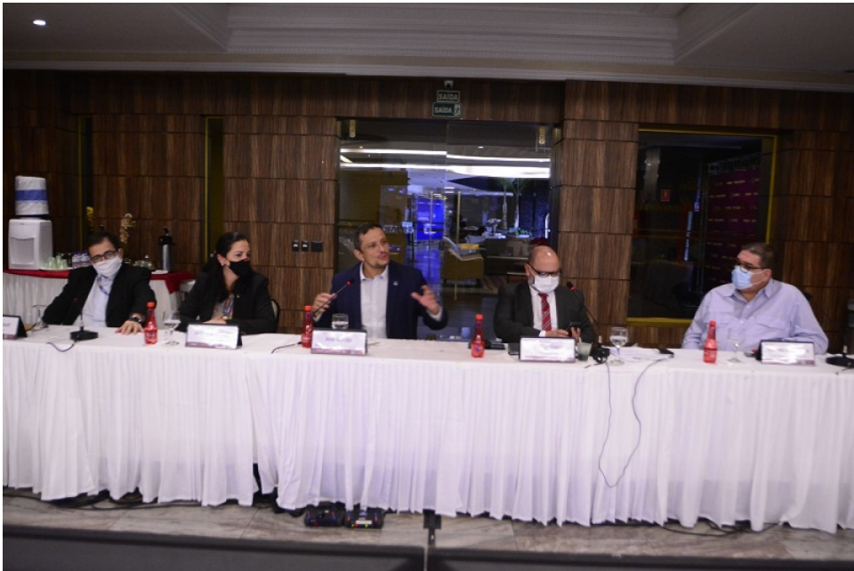 Compromisso marca participação de José Gontijo em reunião da CNCEEQ
