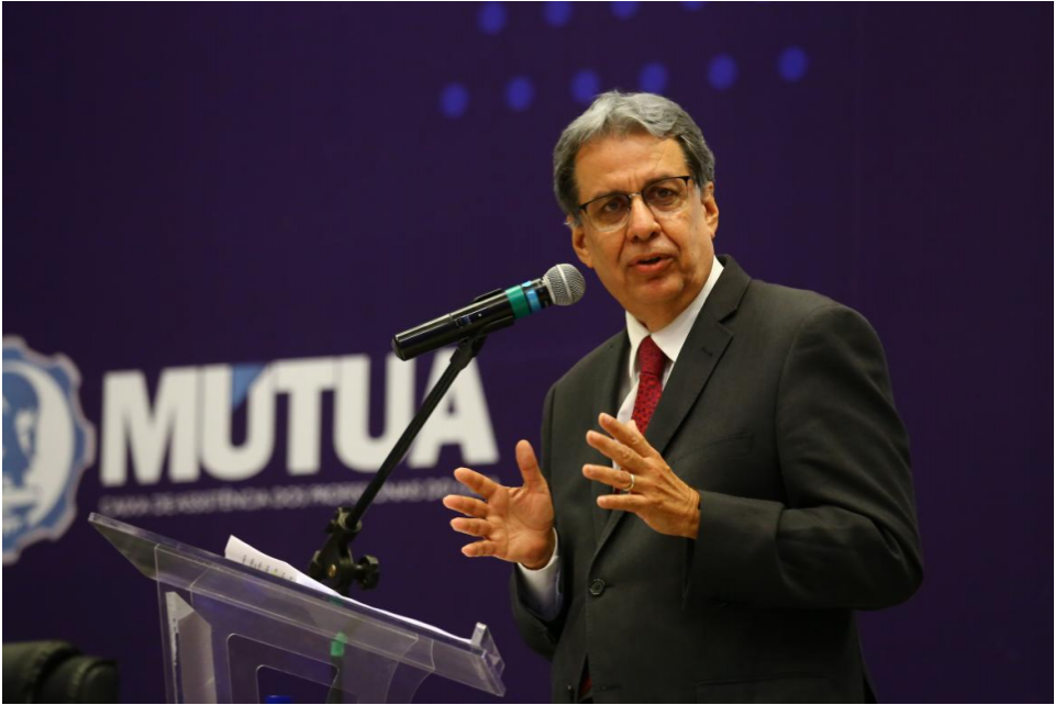 Diretoria da Mútua toma posse na plenária do dia 24 de agosto