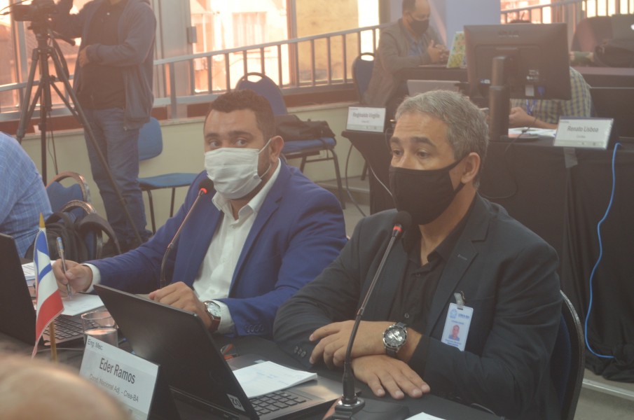 [noticia: conselheiro-goiano-eng-mec-lucas-sevale-coordena-3-reuniao-da-cceei] Coordenador da CEEMM do Crea-GO e CCEEI, Eng. Mec. Lucas Sevale e o Coordenador Adjunto da CCEEI, Eng. Mec. Eder Ramos - DSC_0030.JPG