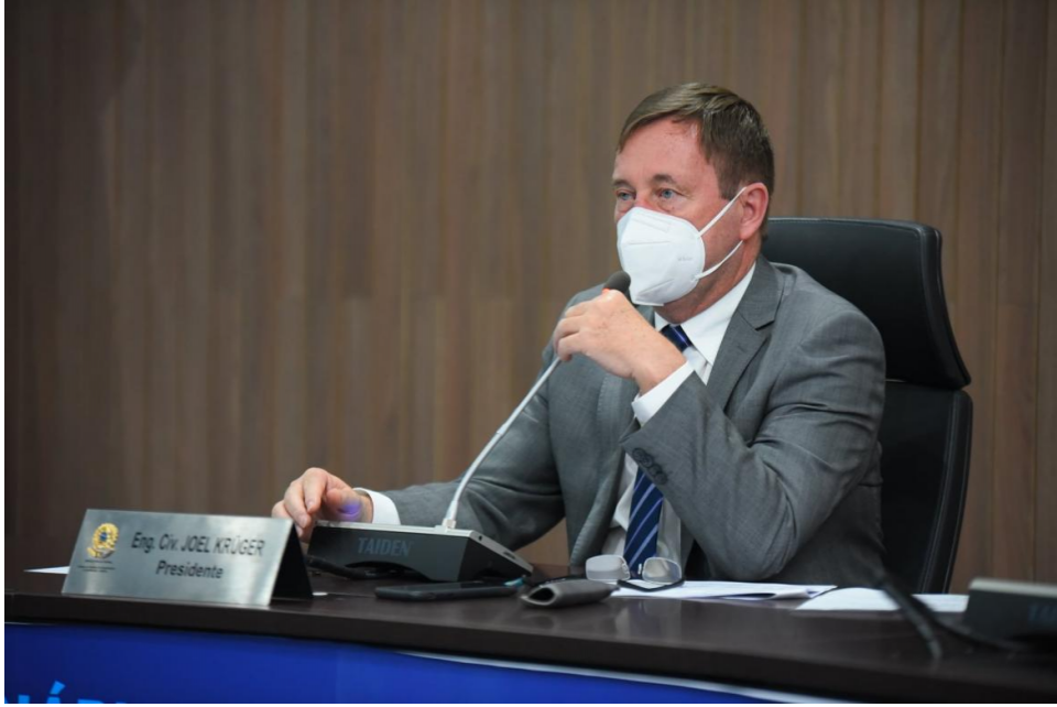 Confea aciona justiça contra resoluções do CFT da modalidade Eletricista