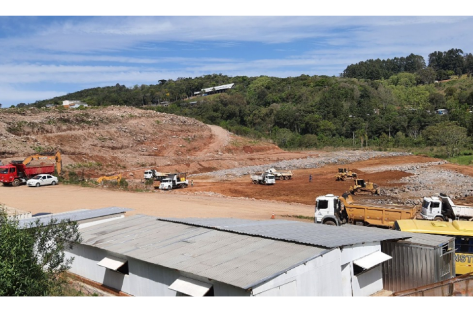 Obra de ampliação da Todeschini recebe fiscalização do CREA-RS