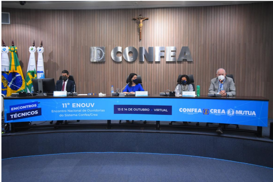 Participantes esclarecem dúvidas no último dia do 11º Enouv