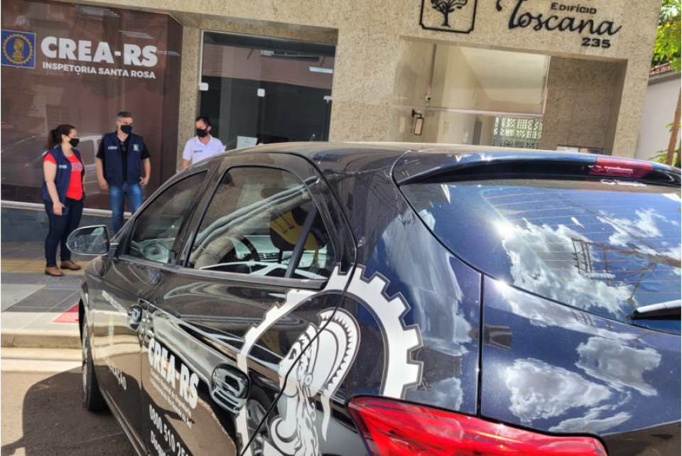 Ação de fiscalização promove regularização de registro em Santa Rosa