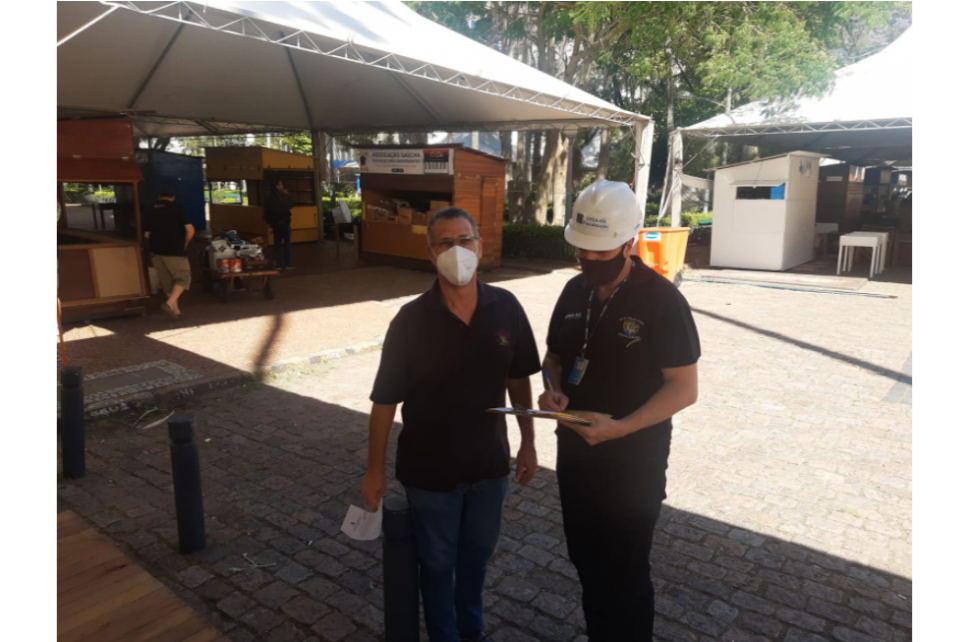 Montagem da 67ª Feira do Livro de Porto Alegre é fiscalizada pelo CREA-RS