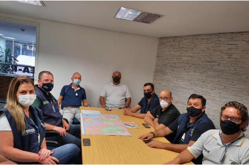 Reunião da fiscalização abre PIF na construção civil em Porto Alegre