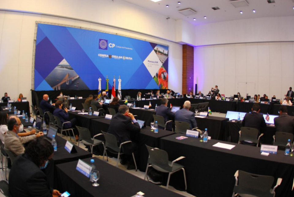 Confea e presidentes de Creas analisam implantação de SEI Multiórgãos