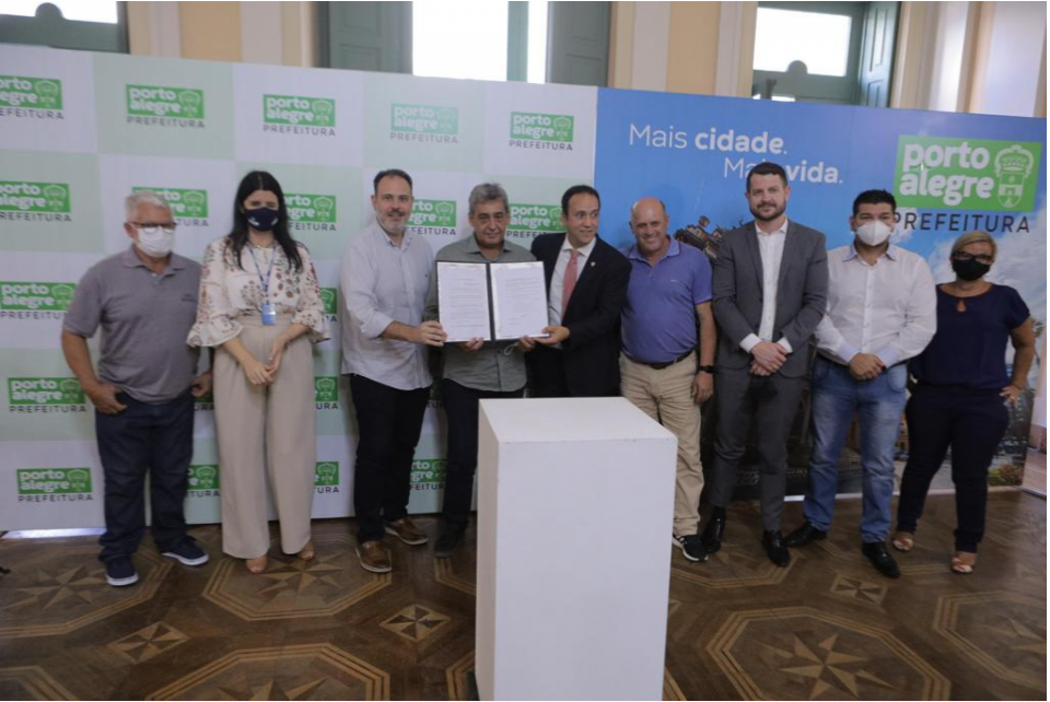 CREA-RS participa do ato instituição da Política Municipal de Resíduos Sólidos de Porto Alegre