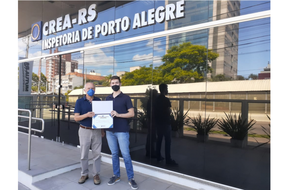Engenheiro Civil da Pucrs recebe Mérito Acadêmico em Porto Alegre