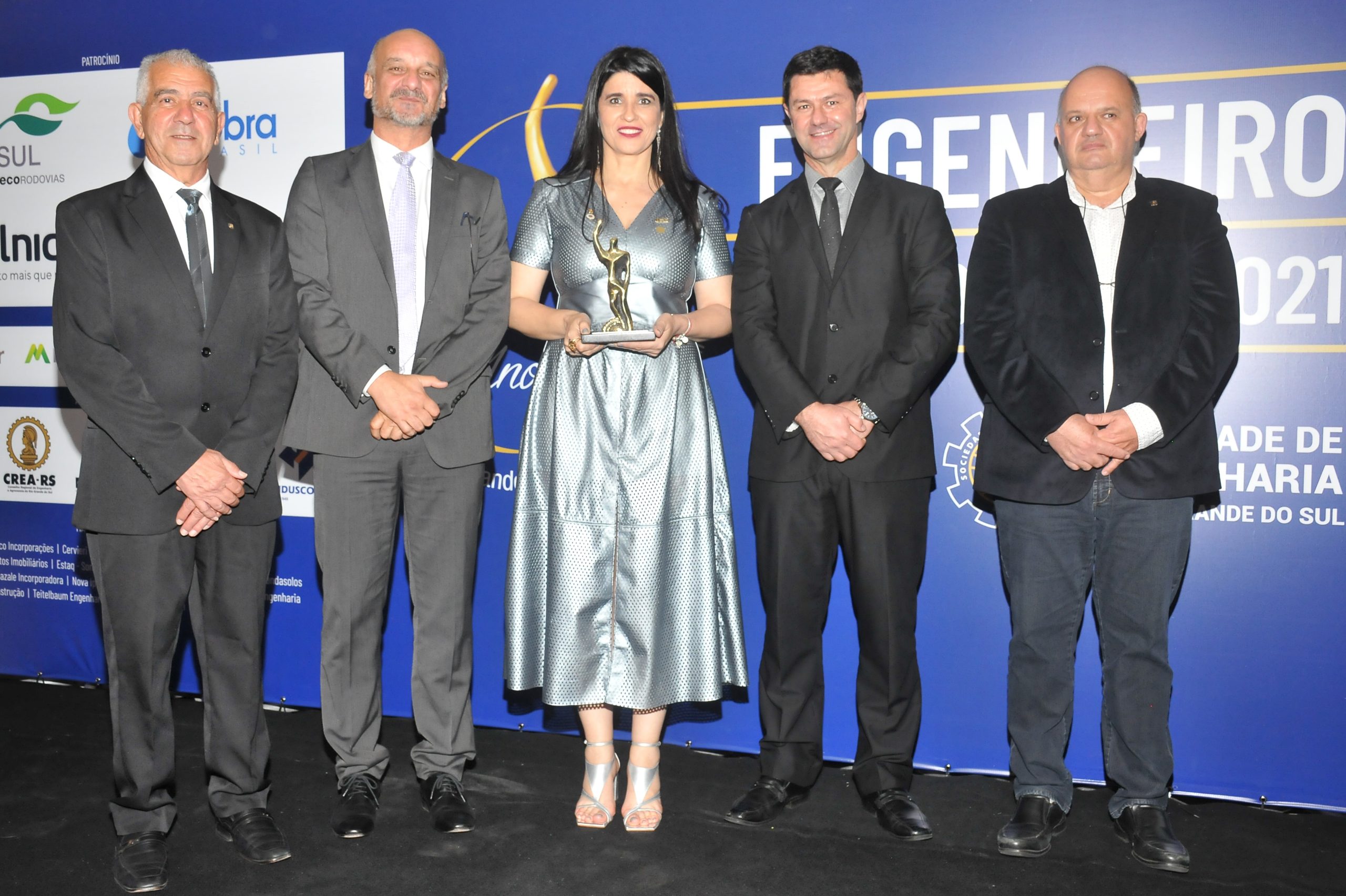 Diretores do CREA-RS prestigiam homenagem &agrave; Nanci Walter