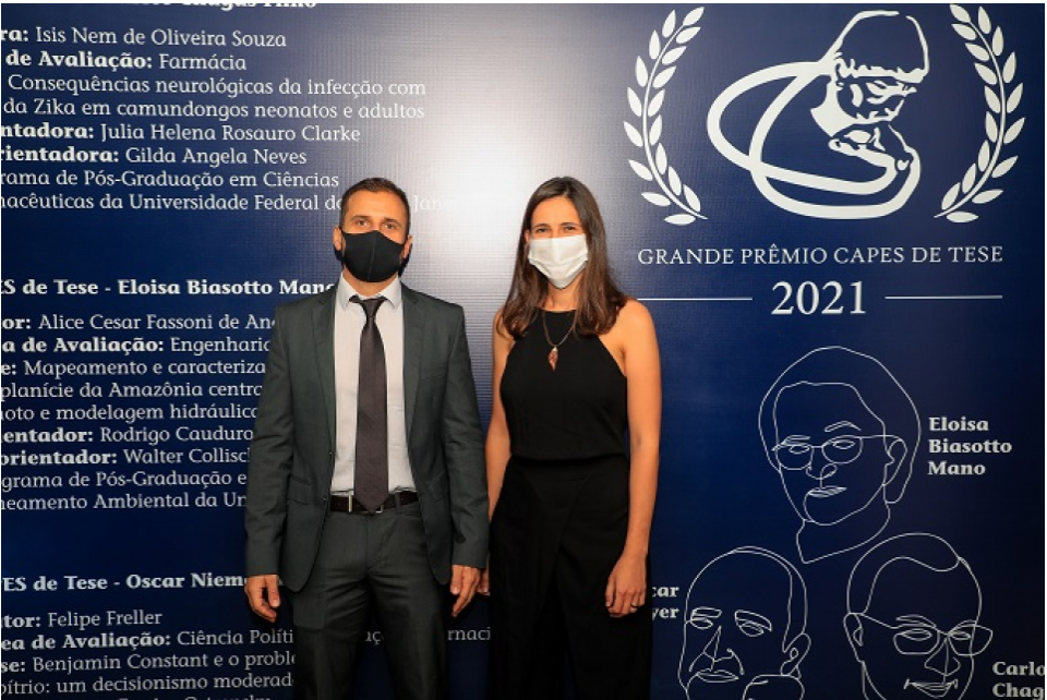Tema sobre Inovação nas observações da bacia Amazônica premia pesquisadora do IPH