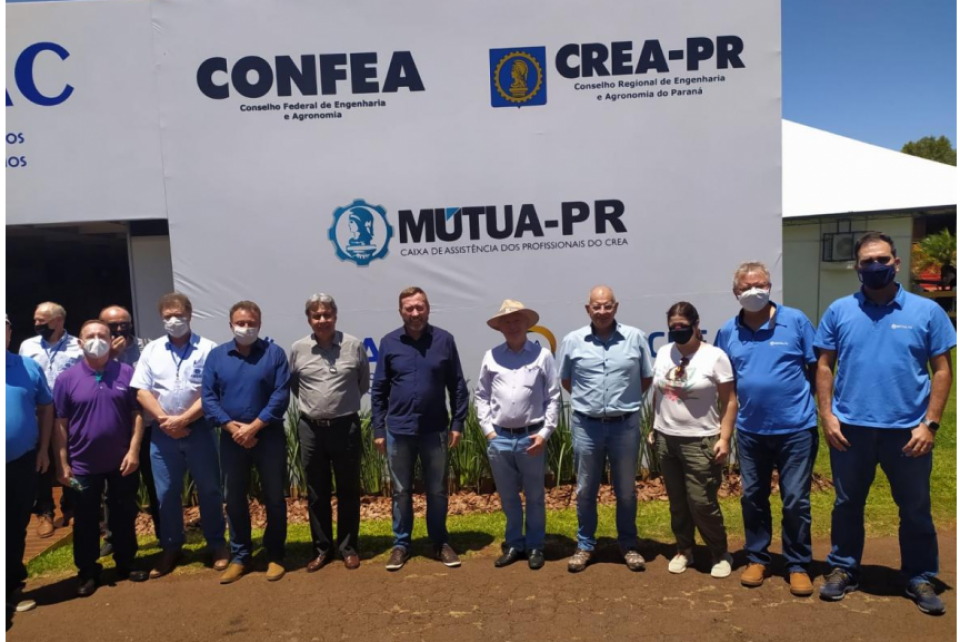 Presidente Joel Krüger saúda a Agronomia no Show Rural Coopavel