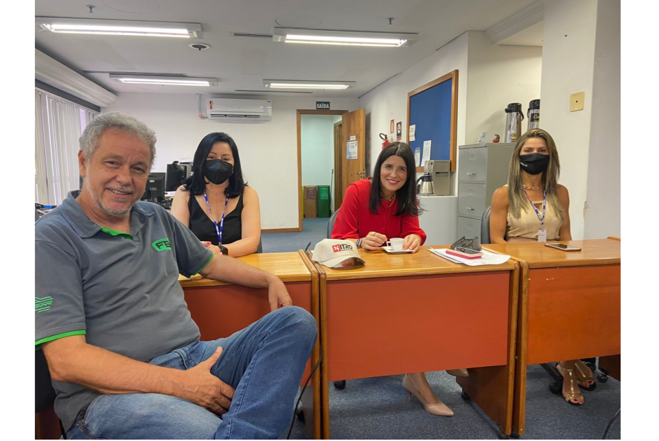 Engenheiro da Demolidora FBI, responsável pela implosão do prédio da SSP visita o CREA-RS
