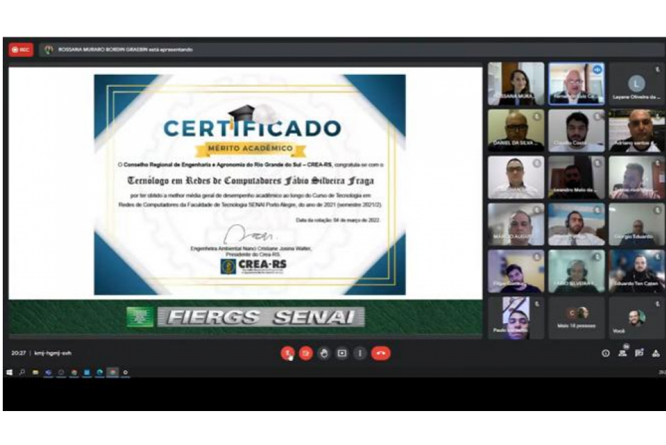 Turma de tecnólogos do Senai se forma e egressos destaques recebem Mérito Acadêmico