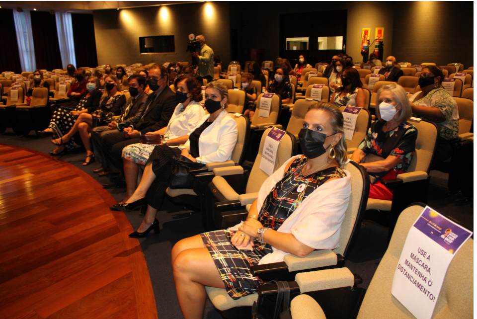 CREA-RS presente em evento da Ajuris sobre a Liderança Feminina