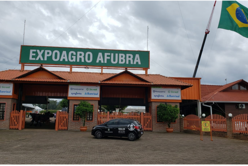 120 empreendimentos são fiscalizados na Expoagro
