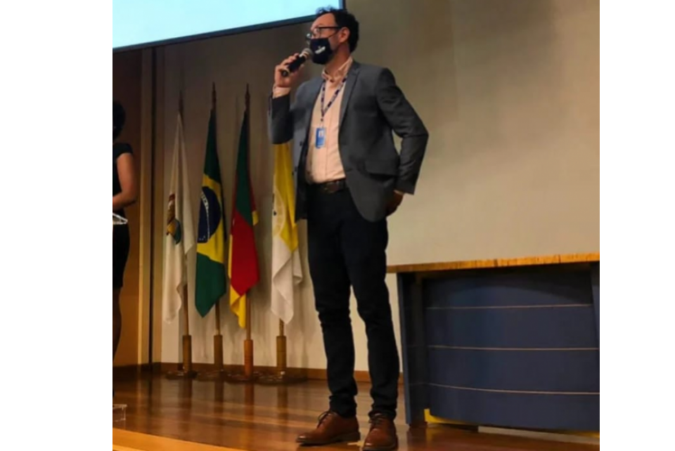Egressos dos cursos de Engenharia da PUC-RS recebem seus Certificados de Mérito