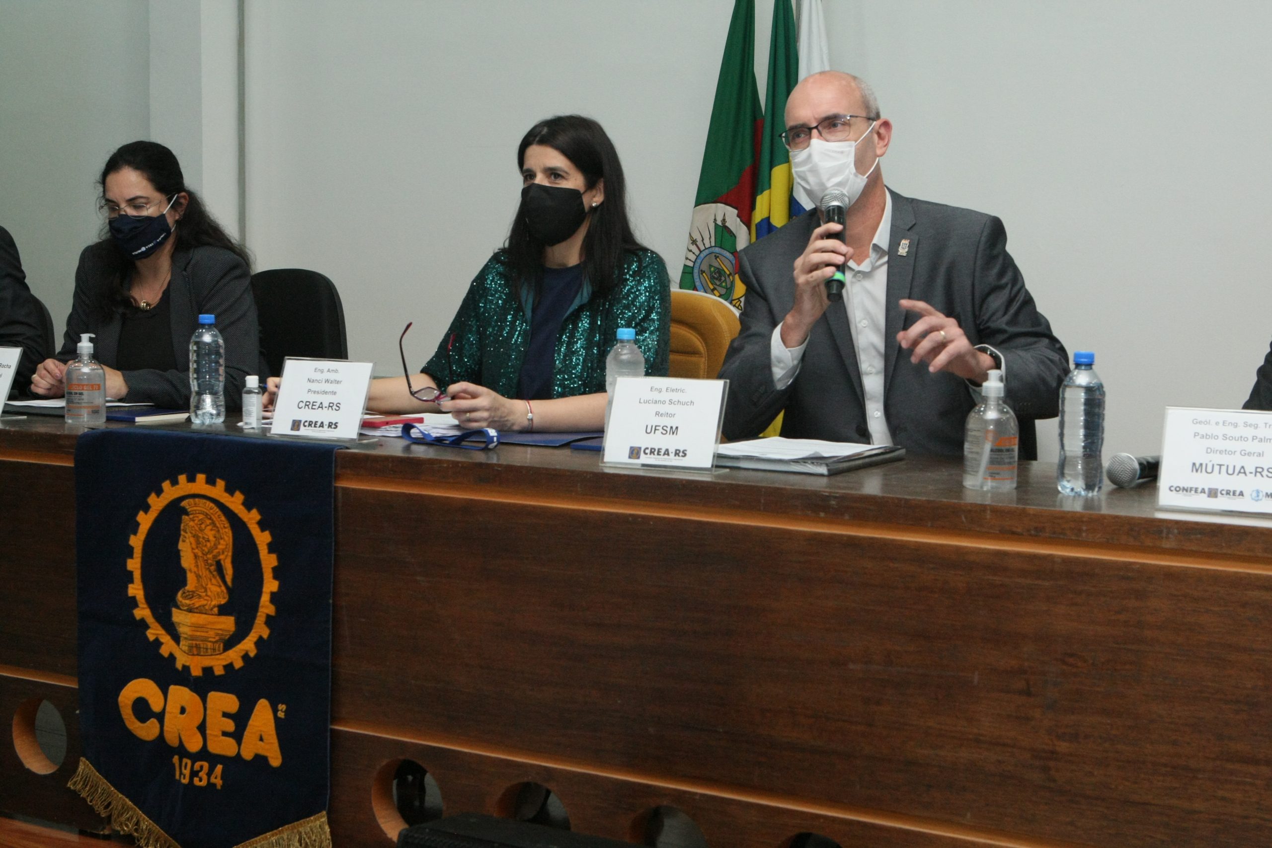 Reitor da UFSM, Eng. Eletr. Luciano Schuch