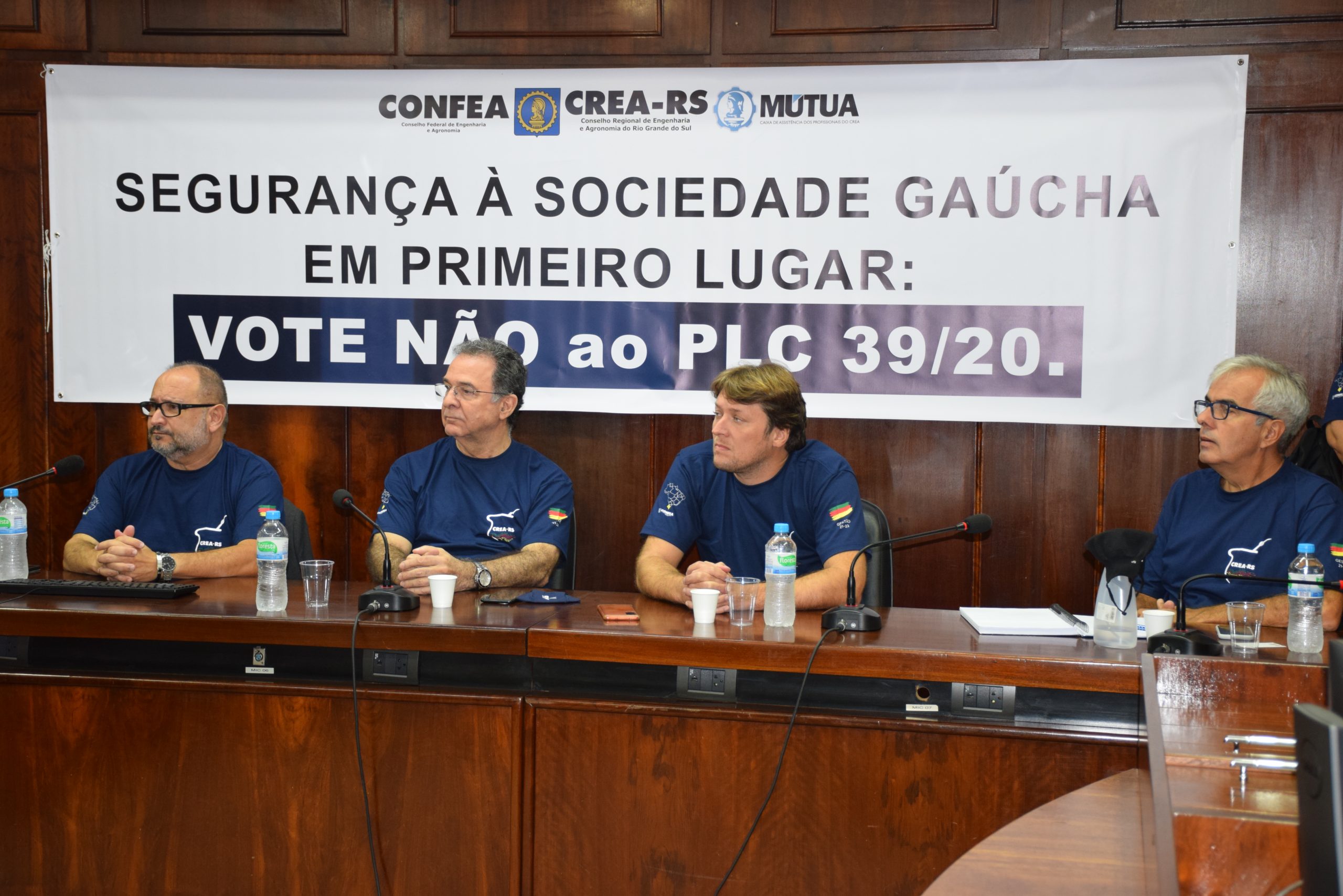 Coordenadores das C&acirc;maras presentes