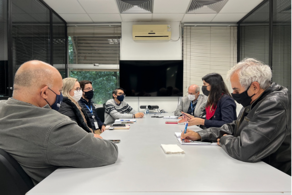 CREA-RS e CEEE Equatorial, em reunião, buscam estreitar relacionamento