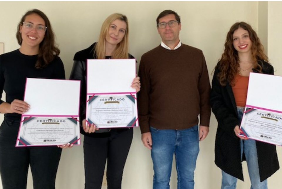Egressas da UFFS, Campus Erechim, recebem Mérito Acadêmico