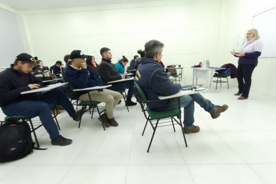 Inspetoria de Bagé cumpre agenda na universidade e prefeitura do município