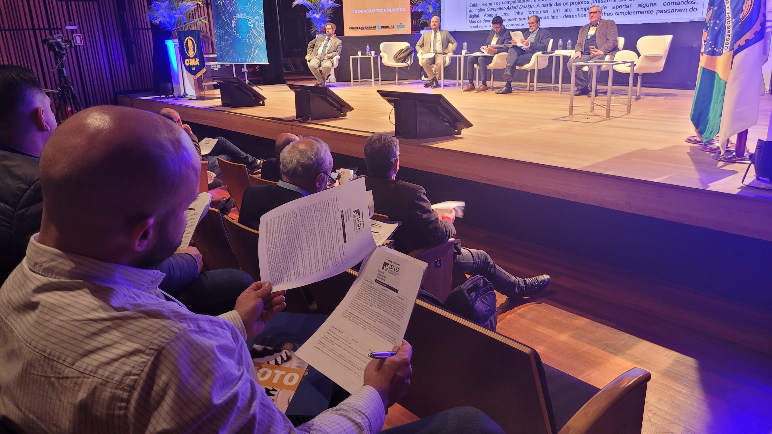 Delegados avaliam as propostas