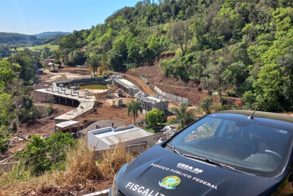 Obra de empreendimento turístico é fiscalizado pelo CREA-RS em Ametista do Sul