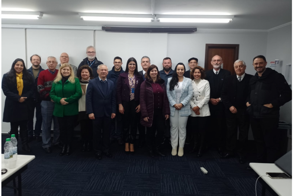 CREASUL reúne-se em Curitiba
