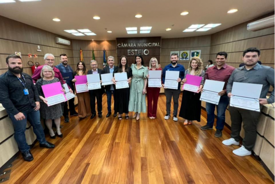 Câmara de Esteio homenageia CREA-RS, Sease e profissionais