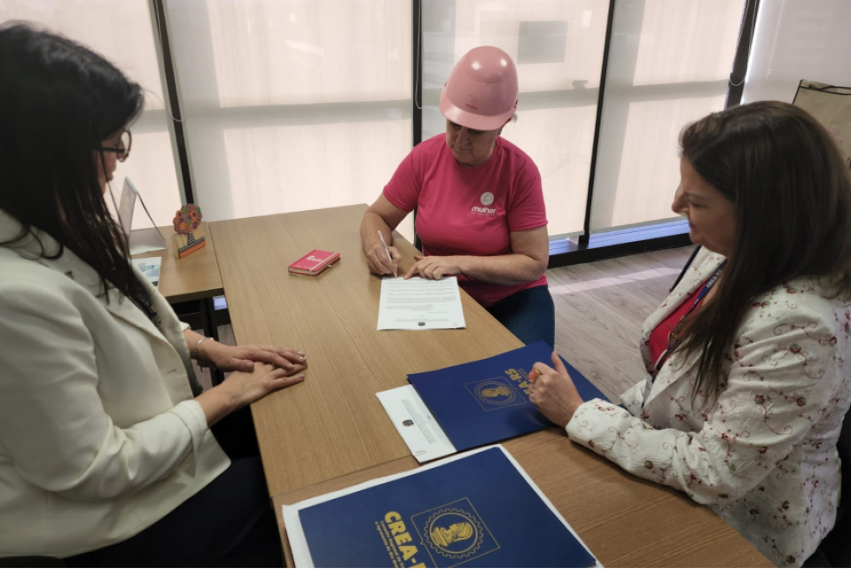 Mulher em Construção firma parceria com CREA-RS