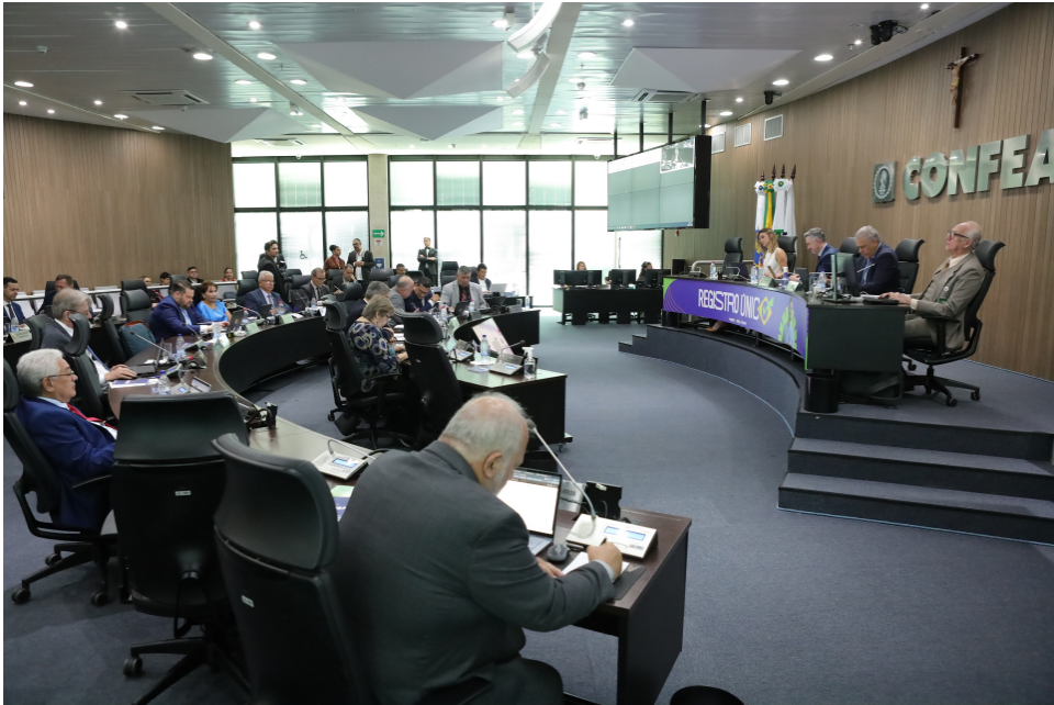 Debates estratégicos dão início à Sessão Plenária nº 1701