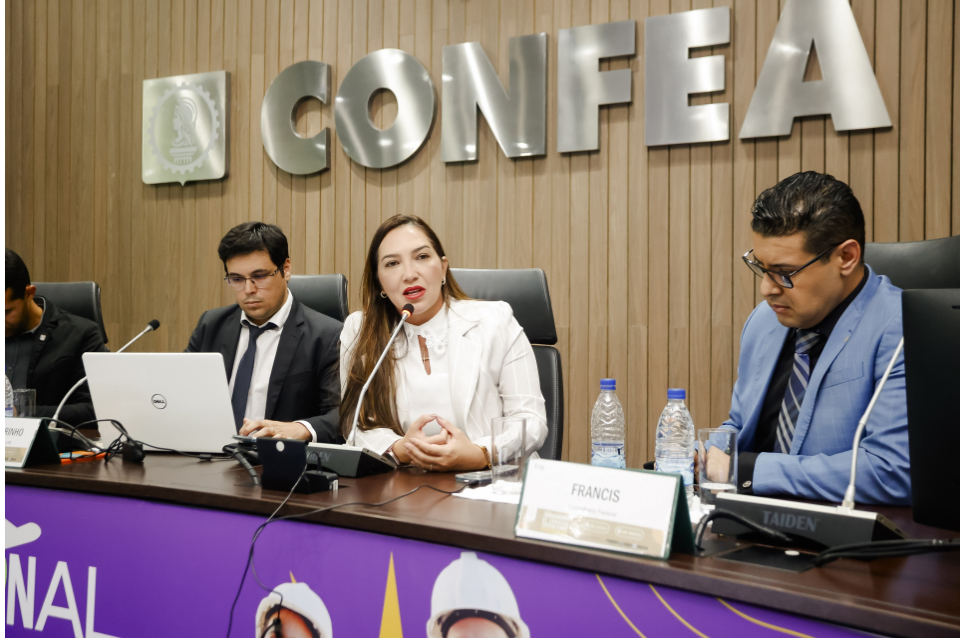 Autoridades prestigiam a reunião da CCEEI em Brasília