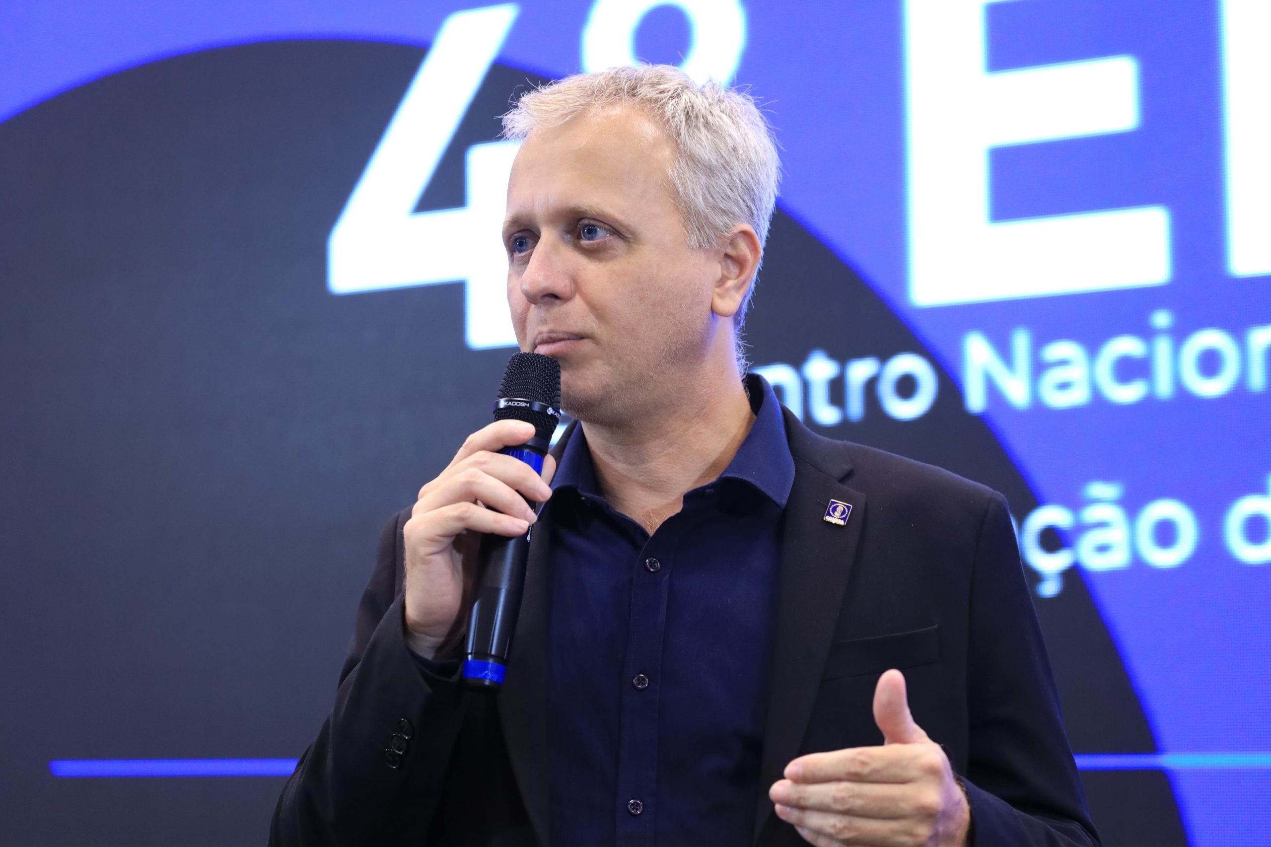 Conselheiro federal Flávio Fernandes